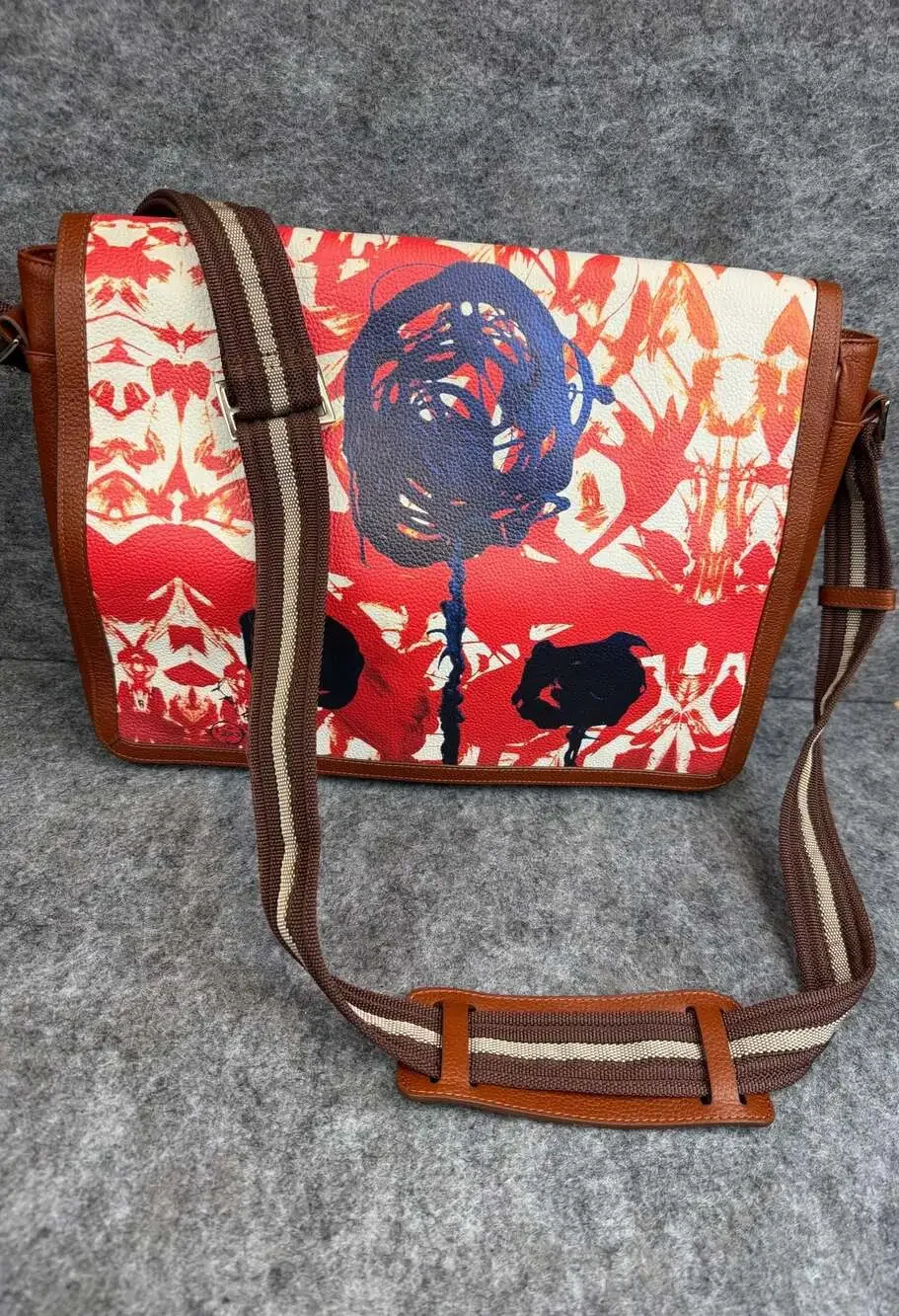 Jumper Maybach Abstract Art Print Leather Messenger Bag